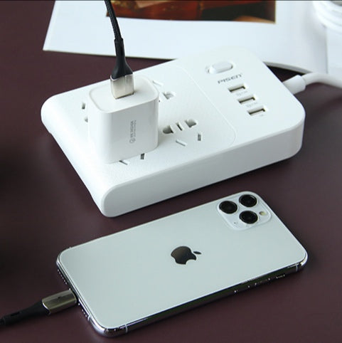 WP-U57 Maxspeed QC3.0 Fast Charger